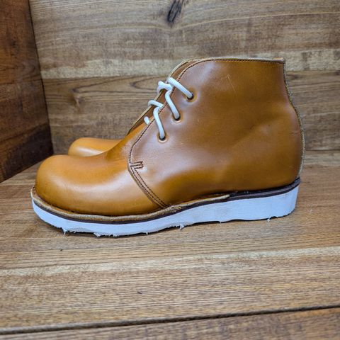Hook & Punch Chukka V2 in Horween Sunflower cavalier