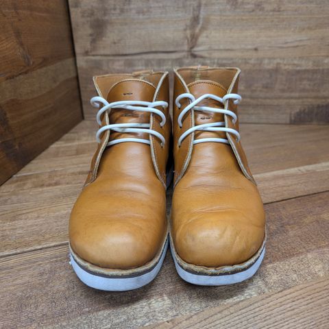Hook & Punch Chukka V2 in Horween Sunflower cavalier