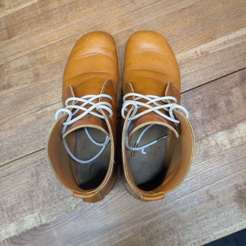 Hook & Punch Chukka V2 in Horween Sunflower cavalier