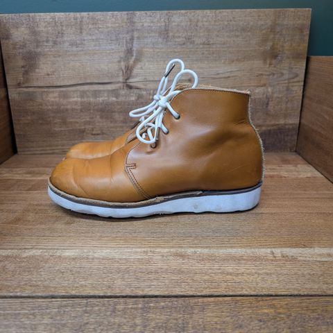 Hook & Punch Chukka V2 in Horween Sunflower cavalier