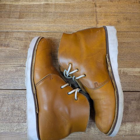 Hook & Punch Chukka V2 in Horween Sunflower cavalier