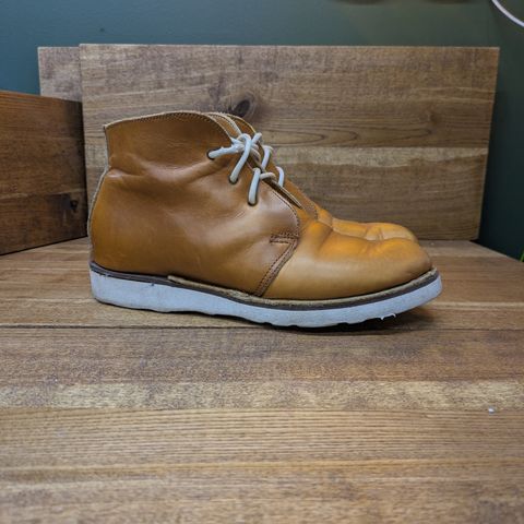 Hook & Punch Chukka V2 in Horween Sunflower cavalier