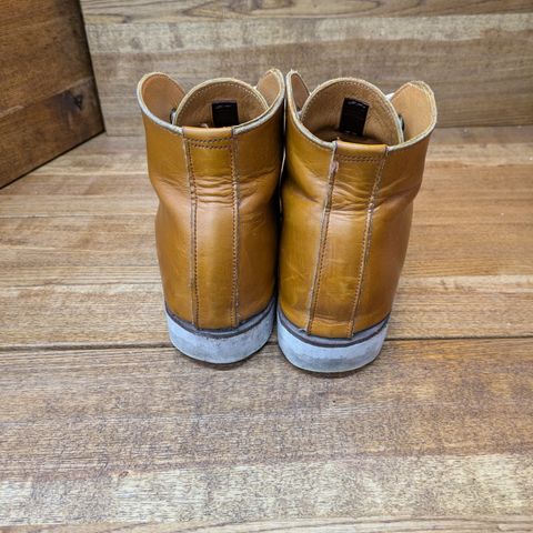 Hook & Punch Chukka V2 in Horween Sunflower cavalier
