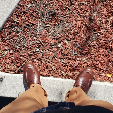 Grant Stone Traveler Penny in Horween Crimson Chromexcel