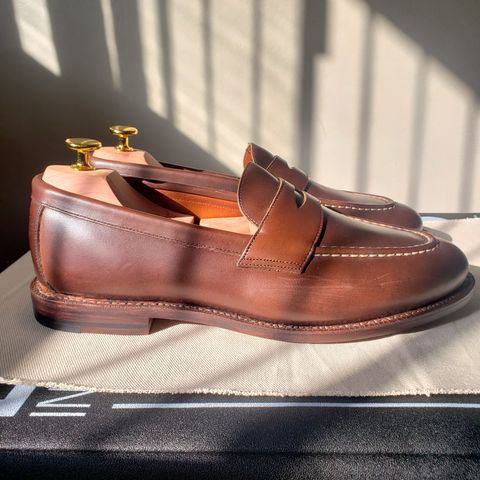 Grant Stone Traveler Penny in Horween Crimson Chromexcel