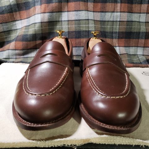 Grant Stone Traveler Penny in Horween Crimson Chromexcel