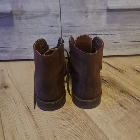 Grant Stone Edward Boot in C.F. Stead Tobacco Waxy Commander Suede