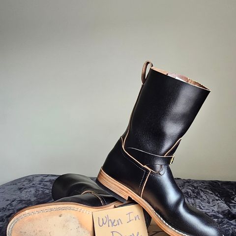 Nicks Pullman in Horween Black Waxed Flesh