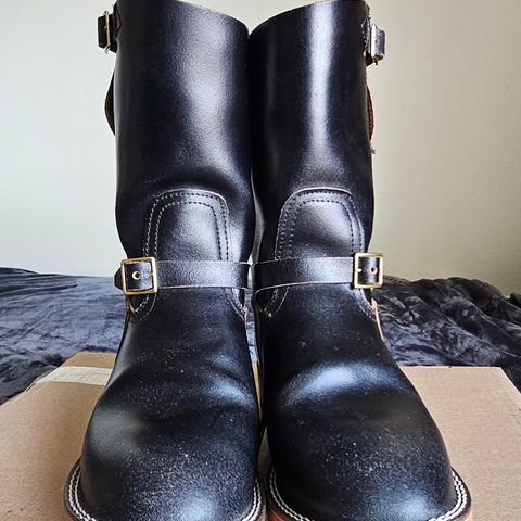 Nicks Pullman in Horween Black Waxed Flesh