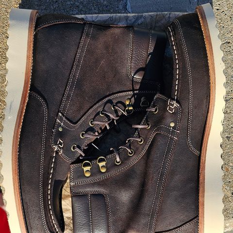 Grant Stone Field Boot in C.F. Stead Earth Waxy Commander Suede