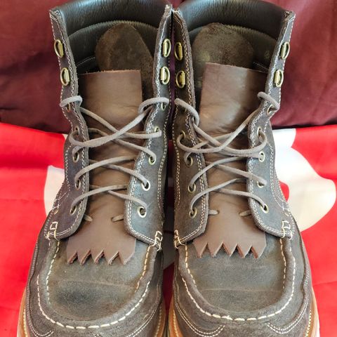 Grant Stone Field Boot in C.F. Stead Earth Waxy Commander Suede