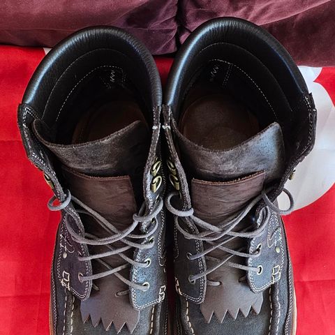 Grant Stone Field Boot in C.F. Stead Earth Waxy Commander Suede