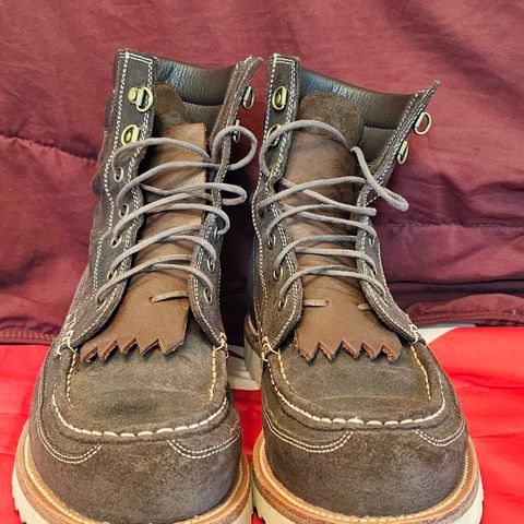 Grant Stone Field Boot in C.F. Stead Earth Waxy Commander Suede