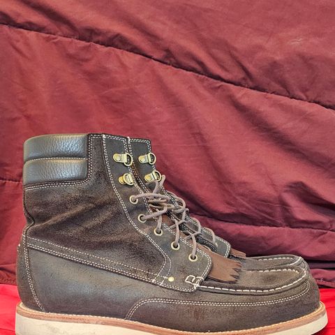 Grant Stone Field Boot in C.F. Stead Earth Waxy Commander Suede