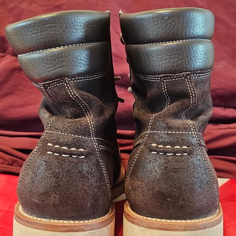 Grant Stone Field Boot in C.F. Stead Earth Waxy Commander Suede