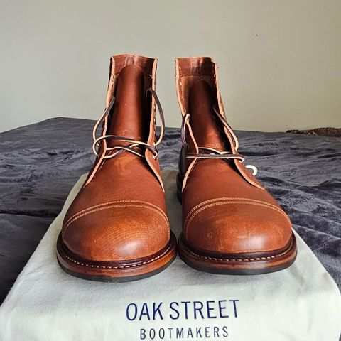 Oak Street Bootmakers Trench Boot in Tempesti Walnut Overdye Camello Asportabile