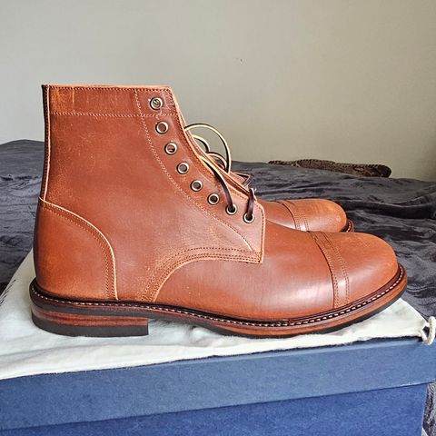 Oak Street Bootmakers Trench Boot in Tempesti Walnut Overdye Camello Asportabile