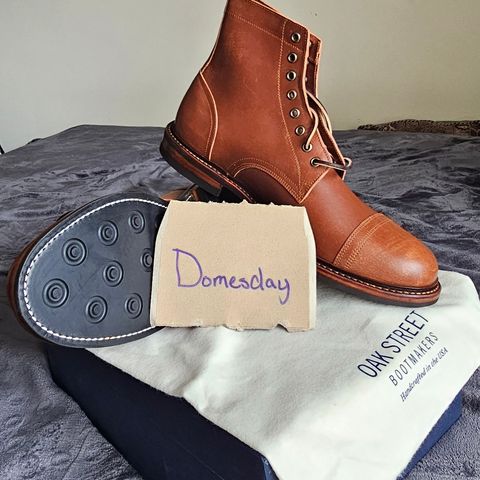 Oak Street Bootmakers Trench Boot in Tempesti Walnut Overdye Camello Asportabile