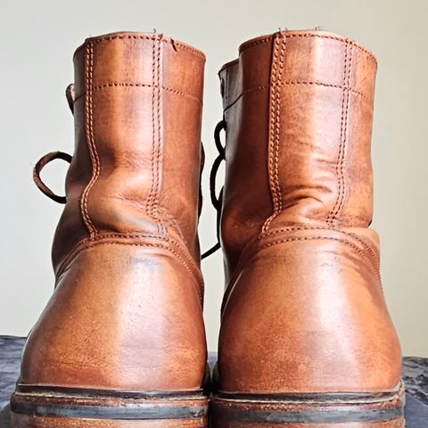 Oak Street Bootmakers Trench Boot in Tempesti Walnut Overdye Camello Asportabile