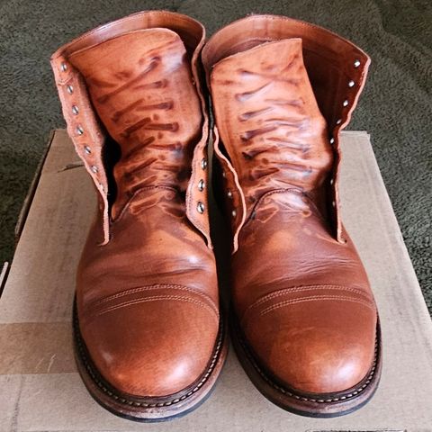 Oak Street Bootmakers Trench Boot in Tempesti Walnut Overdye Camello Asportabile
