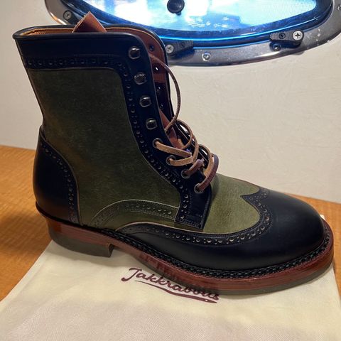 Jakkrabbits Gunner in Horween Black Chromexcel & Badalassi Carlo Oliva Pueblo
