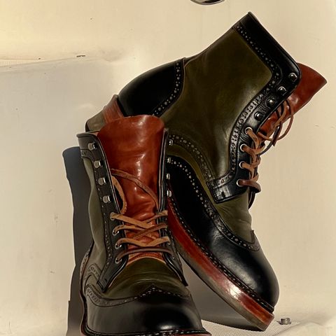 Jakkrabbits Gunner in Horween Black Chromexcel & Badalassi Carlo Oliva Pueblo