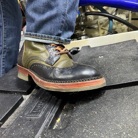 Jakkrabbits Gunner in Horween Black Chromexcel & Badalassi Carlo Oliva Pueblo