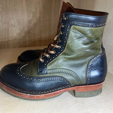 Jakkrabbits Gunner in Horween Black Chromexcel & Badalassi Carlo Oliva Pueblo