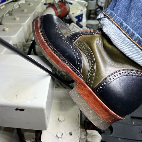 Jakkrabbits Gunner in Horween Black Chromexcel & Badalassi Carlo Oliva Pueblo