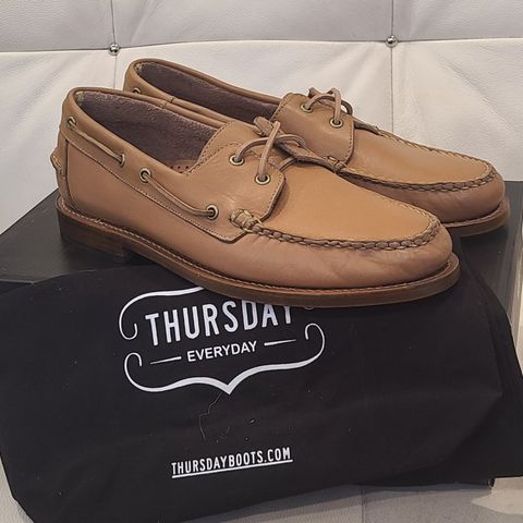 Thursday Handsewn Loafer in Biscuit Full-Grain