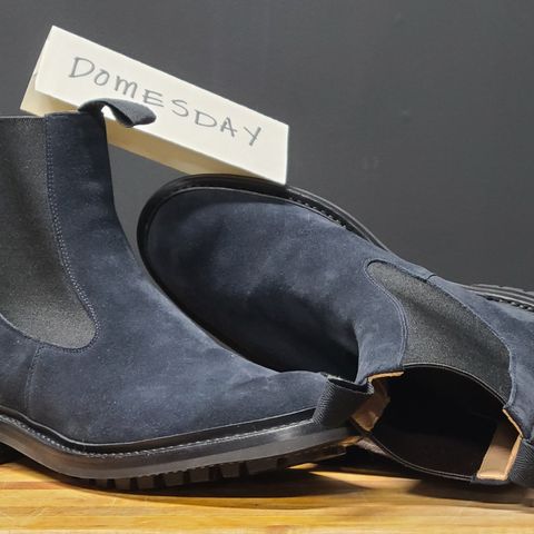 Tricker's Stephen Chelsea Boot in Zonta Oceano Castorino Suede