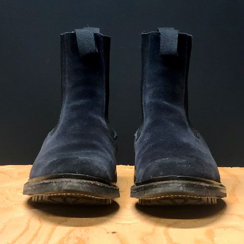 Tricker's Stephen Chelsea Boot in Zonta Oceano Castorino Suede