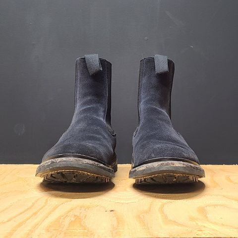 Tricker's Stephen Chelsea Boot in Zonta Oceano Castorino Suede