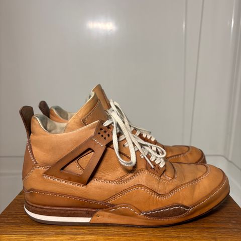 Hender Scheme Manual Industrial Products 10 in Natural Veg-Tanned Cowhide