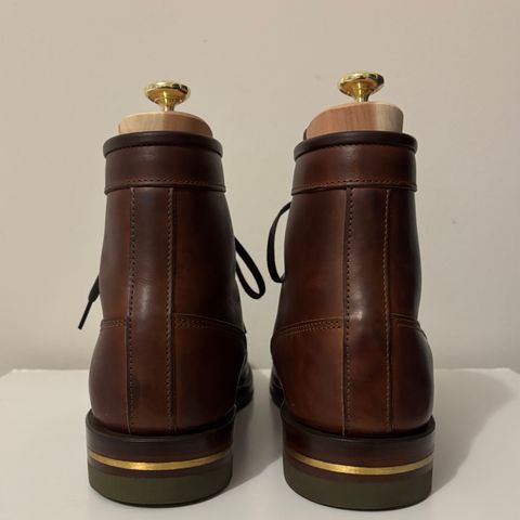 Brandle 1925 in Wickett & Craig Buck Brown Double Stuffed