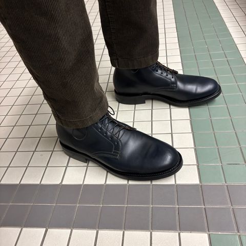 Viberg Derby Boot in Horween Navy Unglazed Shell Cordovan