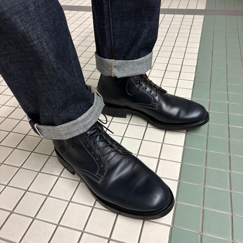 Viberg Derby Boot in Horween Navy Unglazed Shell Cordovan