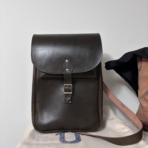 Unsung Medic Bag in Wickett & Craig Olive H Latigo