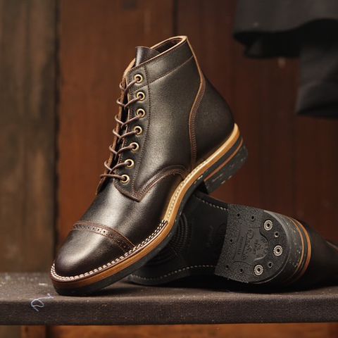 Onderhoud SVC03 Service Boot in Horween Dark Brown Waxed Flesh