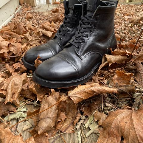 Caswell Garrett in Maryam Black TPR Horsebutt