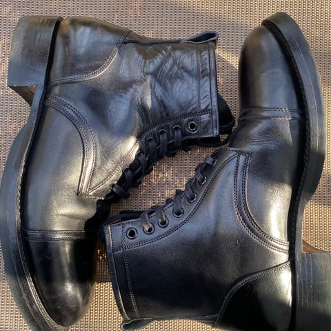 Caswell Garrett in Maryam Black TPR Horsebutt