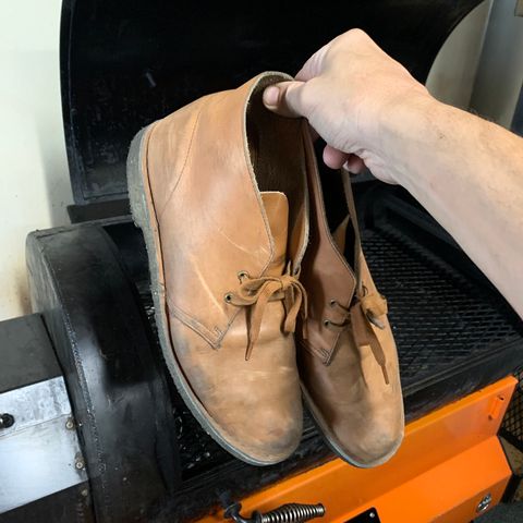 Clarks Desert Boot in Dark Tan
