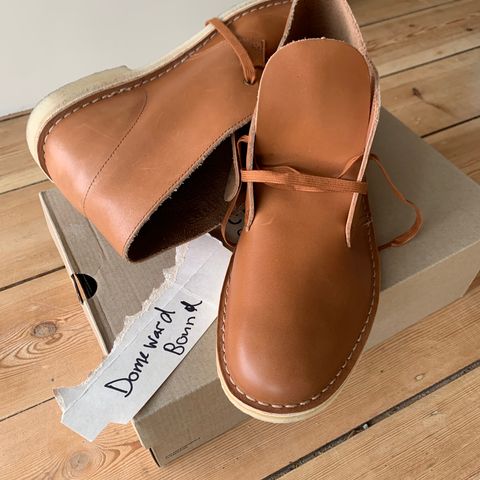 Clarks Desert Boot in Dark Tan