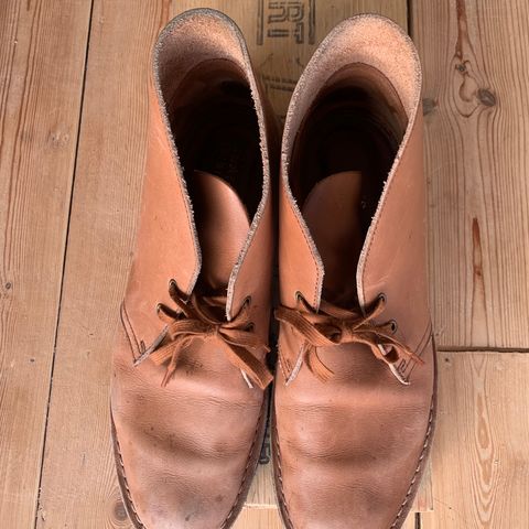 Clarks Desert Boot in Dark Tan