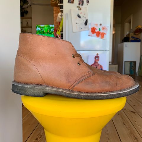 Clarks Desert Boot in Dark Tan
