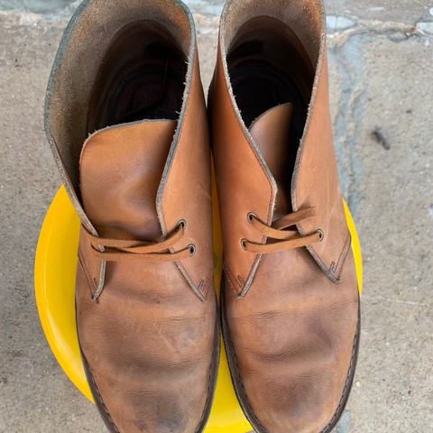 Clarks Desert Boot in Dark Tan