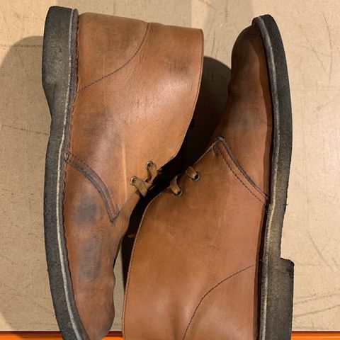Clarks Desert Boot in Dark Tan
