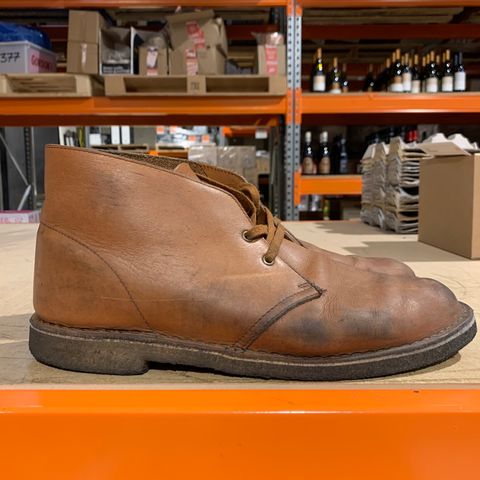 Clarks Desert Boot in Dark Tan