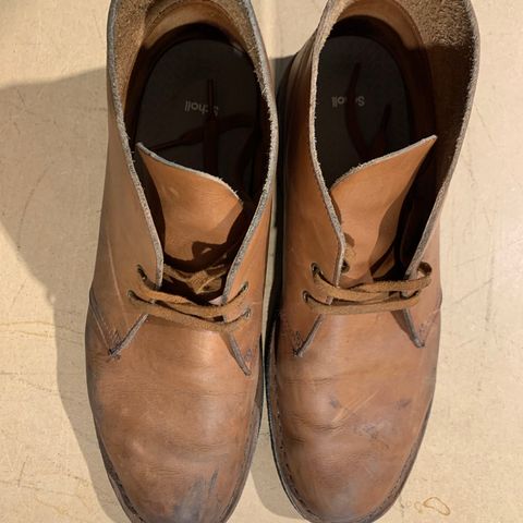 Clarks Desert Boot in Dark Tan