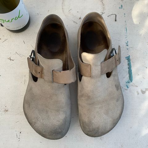 Birkenstock London in Sandcastle Suede